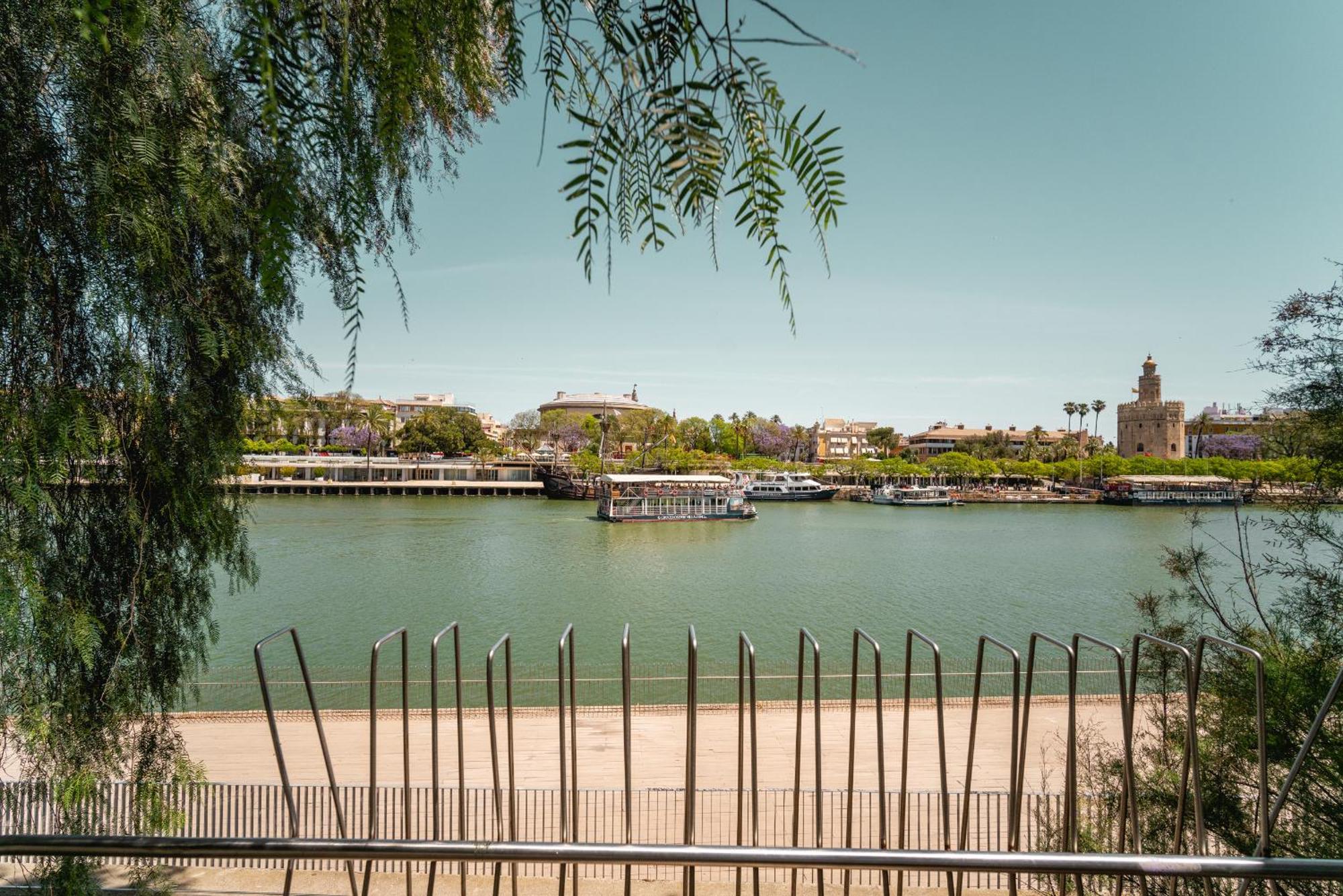 Betis River View セビリア エクステリア 写真